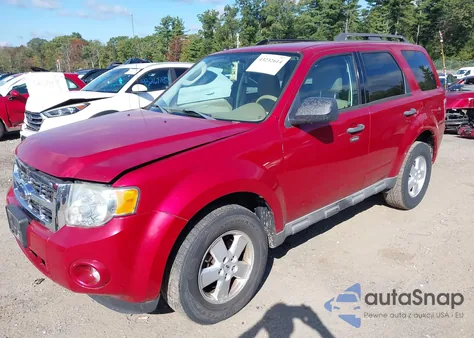 2009 Ford Escape Xlt z USA, uszkodzony, nr VIN 1FMCU93G79KB53969